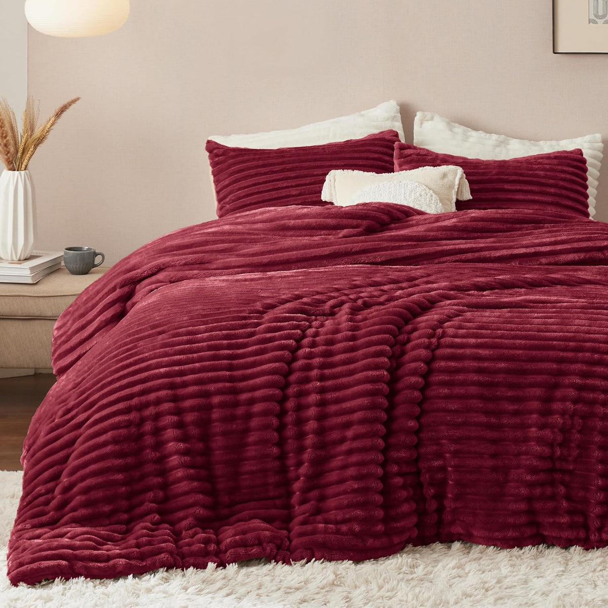 Bedsure Large Queen Fluffy Comforter Set, Cozy Fleece Cream White Bedding