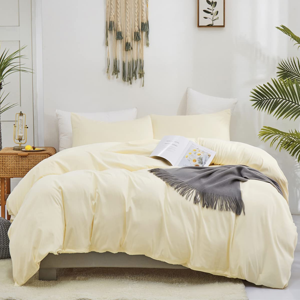 KAREVER White Fluffy Comforter Set Cal King Women Soft Durable Beddig Comforter Set MenLightweight Breathable California King
