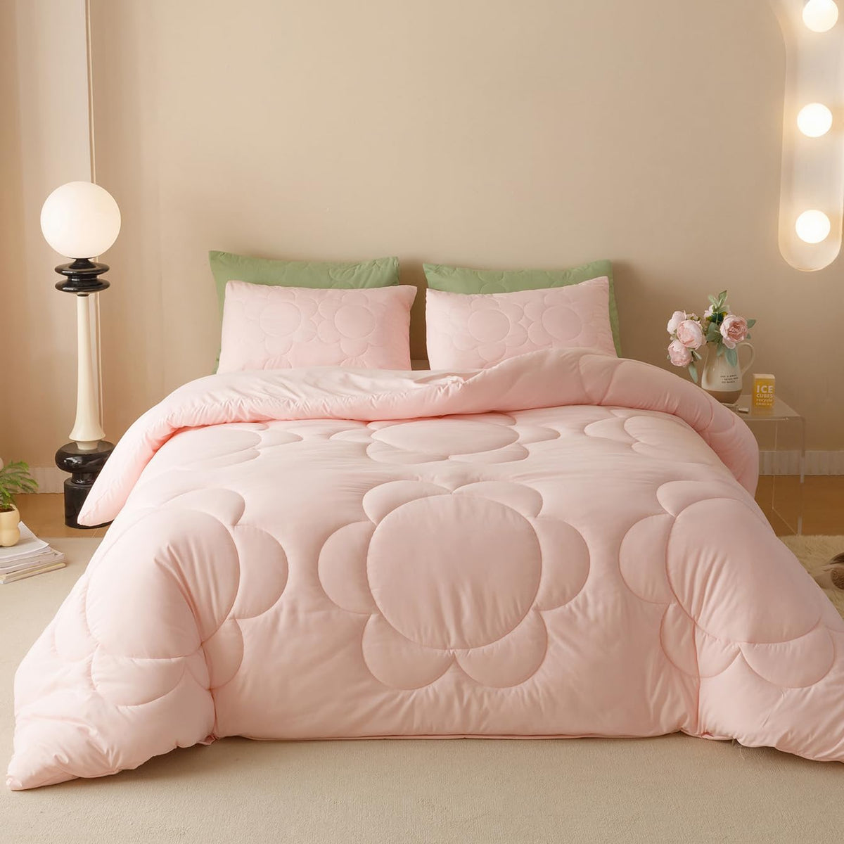 KAREVER White Fluffy Comforter Set Cal King Women Soft Durable Beddig Comforter Set MenLightweight Breathable California King