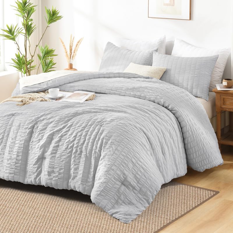 AveLom Seersucker White Comforter Set Full, 3 Pieces- 100% Soft Washed Microfiber Lightweight Comforter with 2 Pillowcases, All Season Down Alternative Bedding Set (80x90 inches)