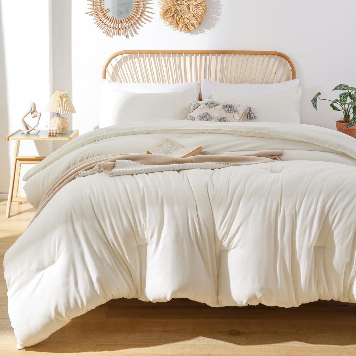 ROSGONIA Queen Comforter Set Olive Green, 3pcs Bedding Sets Queen (1 Boho Olive Comforter & 2 Pillowcases), All Season Lightweight Blanket Quilt