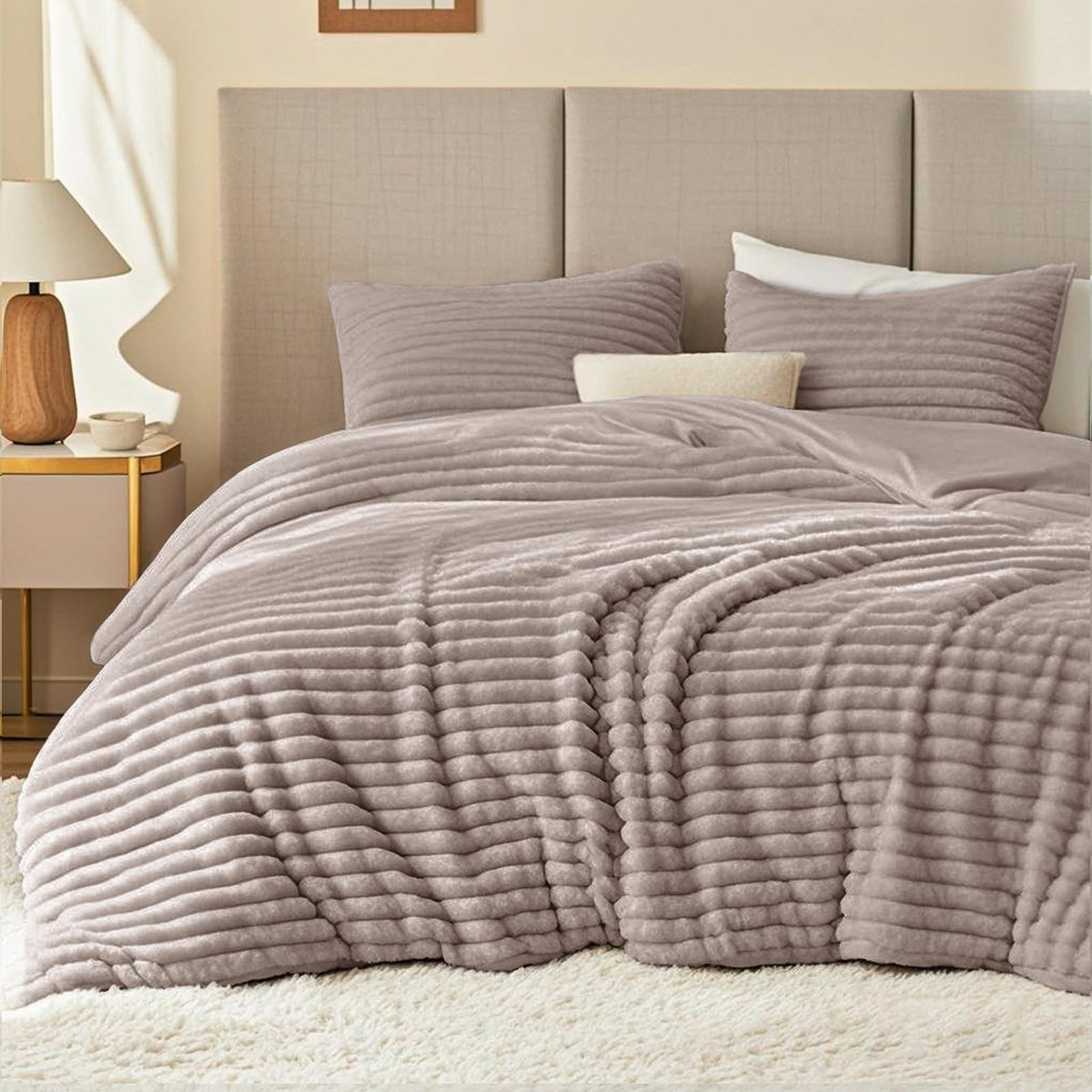 EXQ Home Fluffy Comforter Set Queen Size,3 Pieces Bed Set,Black