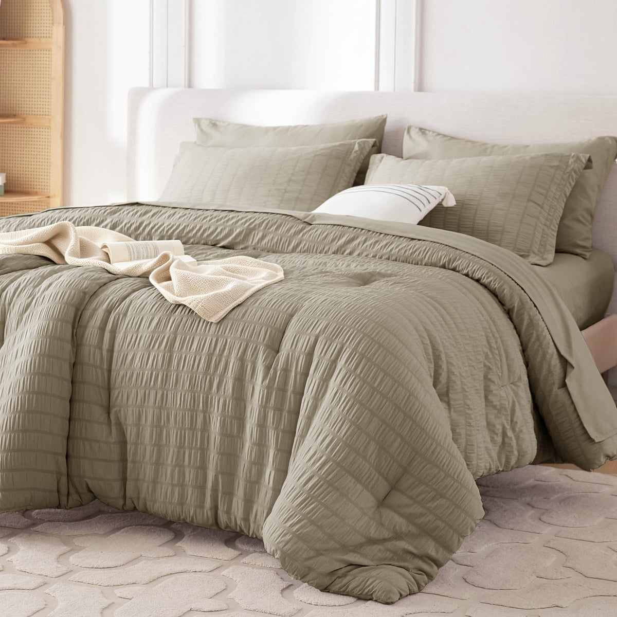 MUXHOMO 7 Pieces Queen Comforter Set, Seersucker Bed in a Bag Queen Size, All Season Luxury Bedding Set with Comforter, Flat Sheet, Fitted Sheet, Pillowcases & Shams, Beige