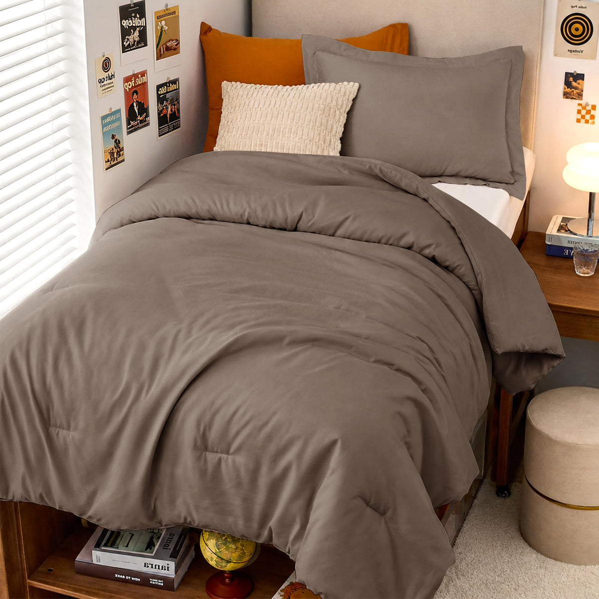 MUXHOMO Queen Size Comforter Set Beige, 3 Piece Solid Bedding for All Seasons, Warm Down Alternative Bed Set Includes 1 Lightweight Comforter (90"x90") and 2 Pillowshams (20"x26")
