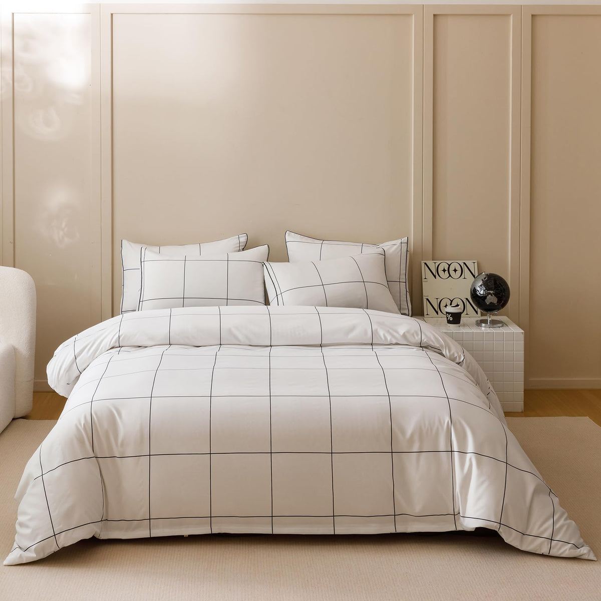 KAREVER White Fluffy Comforter Set Cal King Women Soft Durable Beddig Comforter Set MenLightweight Breathable California King