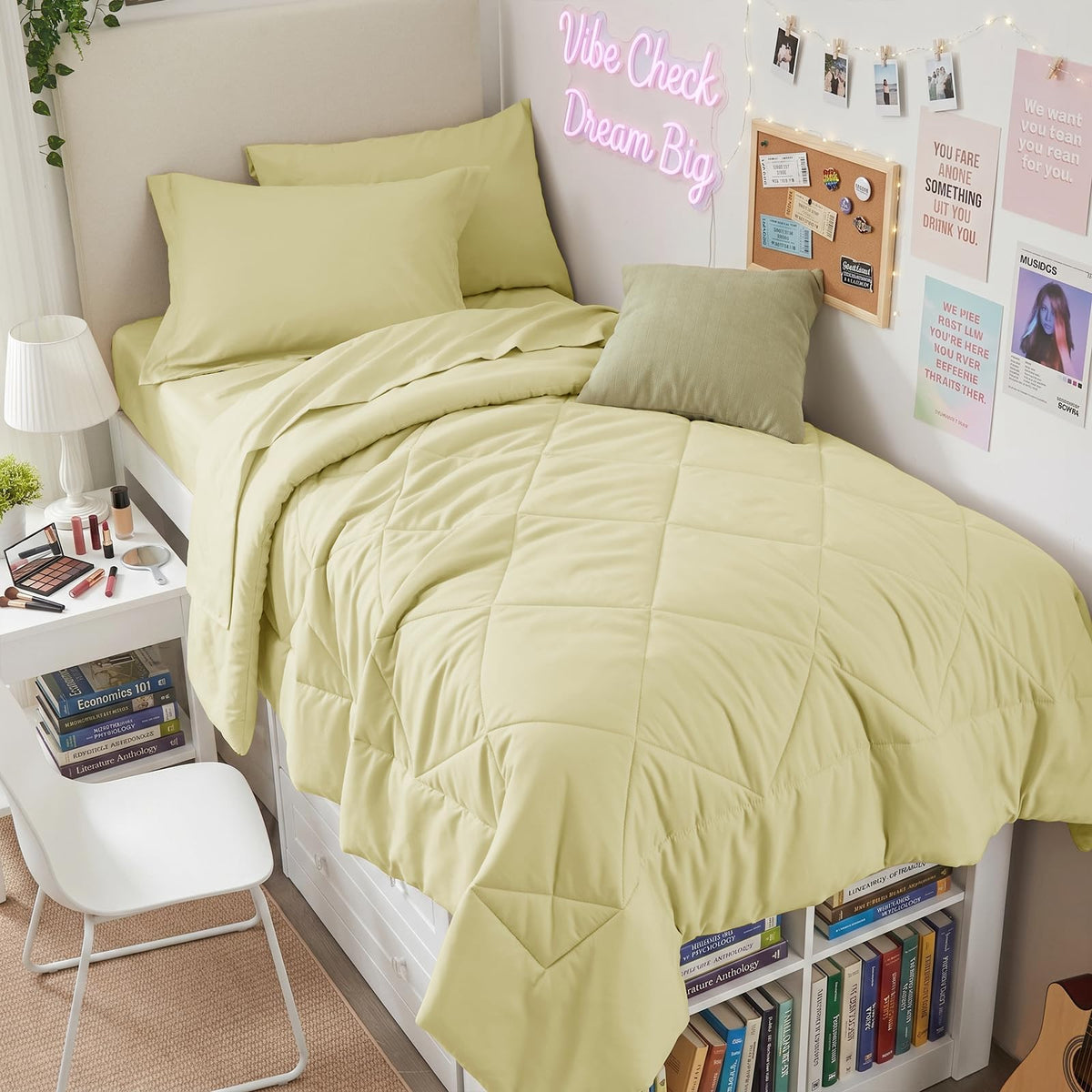 HEVUMYI 7-Piece Queen Comforter Set, Dark Grey Bed in a Bag