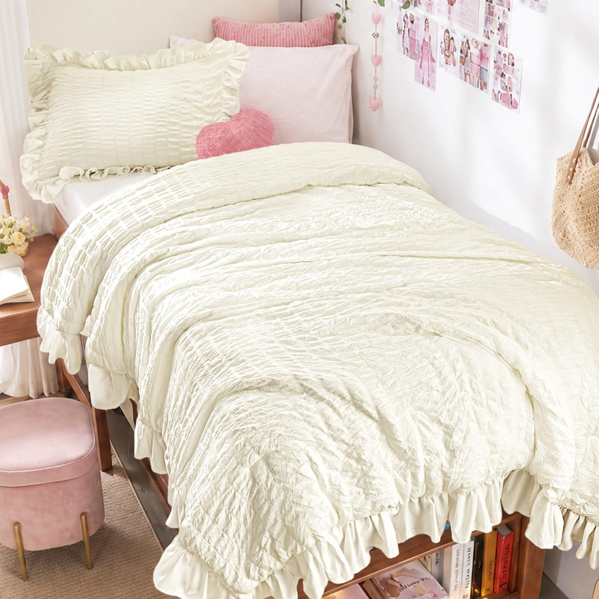 JOLLYVOGUE White Comforters Queen Size, 3 Pieces Ruffle Seersucker Queen Comforter Set for All Season, Lightweight Soft Shabby Chic Bedding Sets for Women（1 Comforter, 2 Pillowshams）