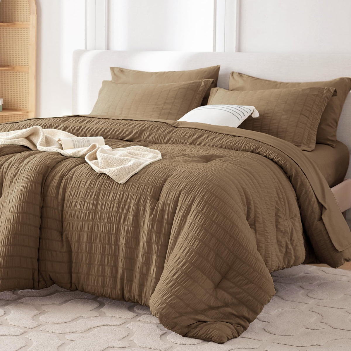 MUXHOMO 7 Pieces Queen Comforter Set, Seersucker Bed in a Bag Queen Size, All Season Luxury Bedding Set with Comforter, Flat Sheet, Fitted Sheet, Pillowcases & Shams, Beige