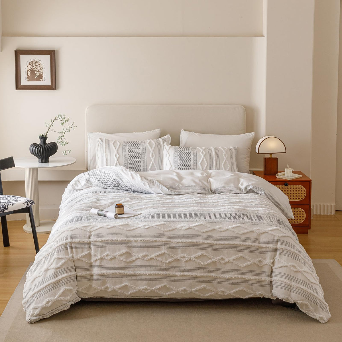 KAREVER White Fluffy Comforter Set Cal King Women Soft Durable Beddig Comforter Set MenLightweight Breathable California King