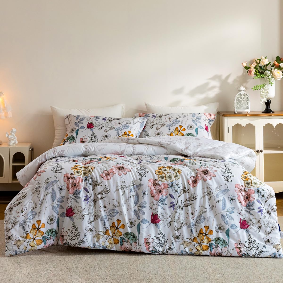 SLEEPBELLA Comforter Queen Size, 600 Thread Count Cotton Brown Branches and Blue Flowers Off-White Comforter Sets, Down Alternative Bedding Set 3Pcs(Queen, Off-White Botanical)