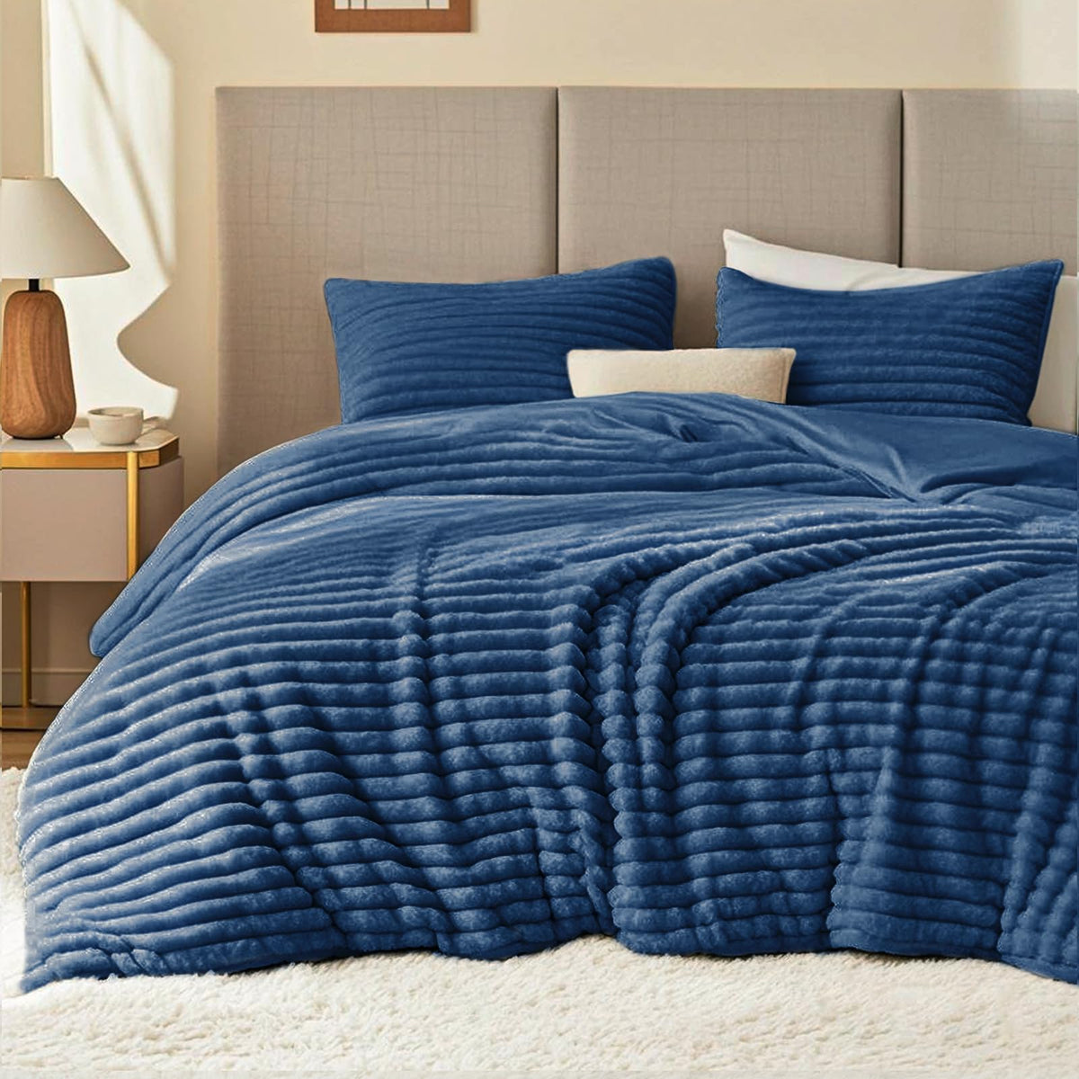 EXQ Home Fluffy Comforter Set Queen Size,3 Pieces Bed Set,Black