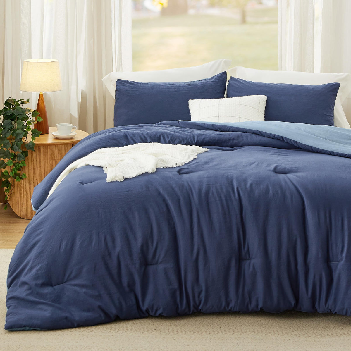 Bedsure Queen Comforter Set Prewashed Soft Bedding Set 3Pcs Beige 90"x90"