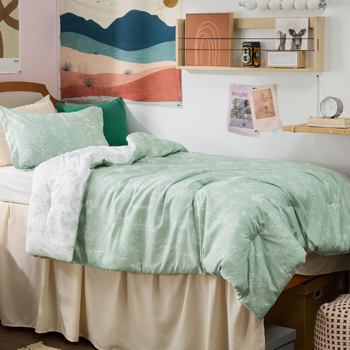 Bedsure Floral Comforter Set Cute Bedding Set Queen Reversible Sage Green