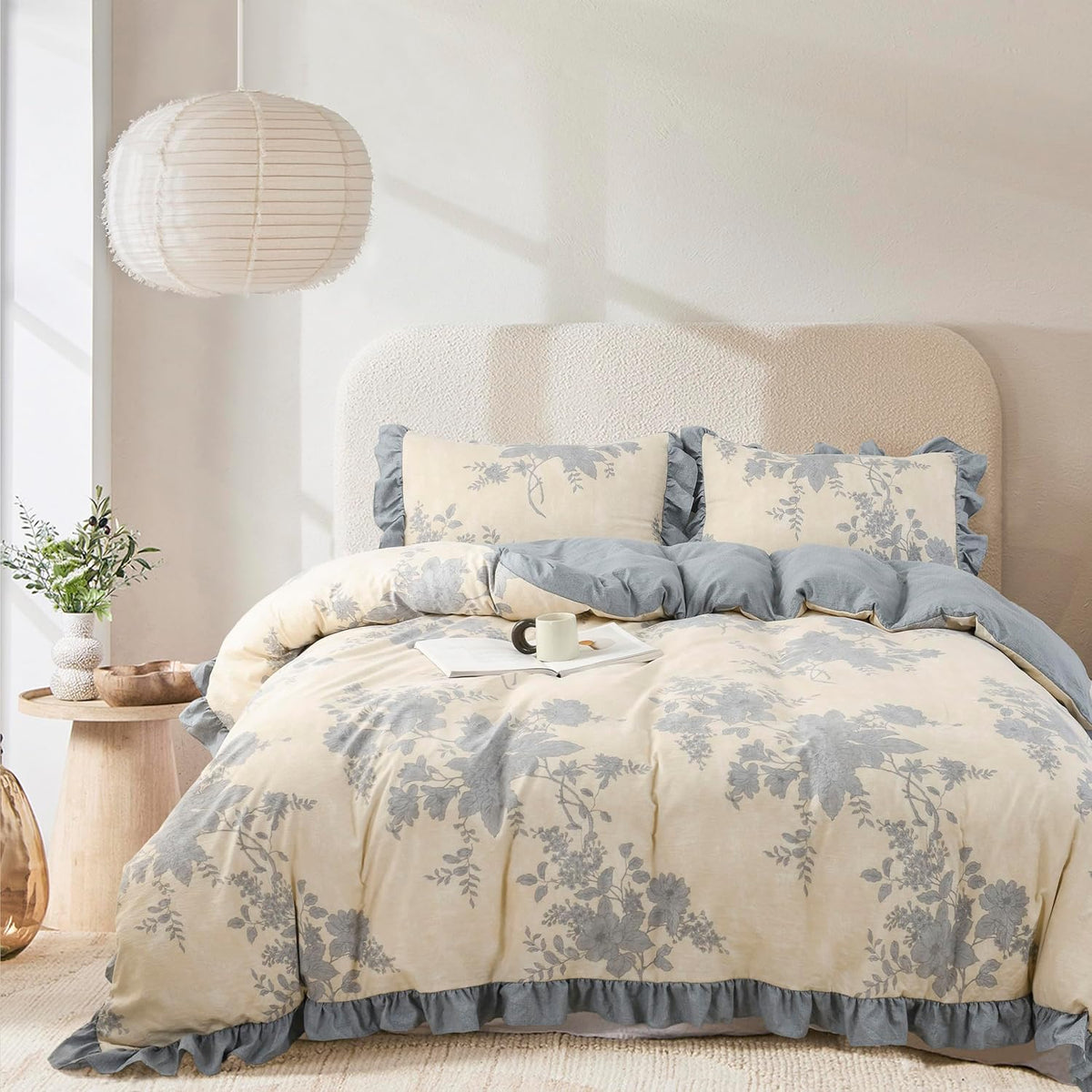 Oli Anderson King Comforter Set, Ruffle Floral Bedding Set, 3 Pieces, Blue
