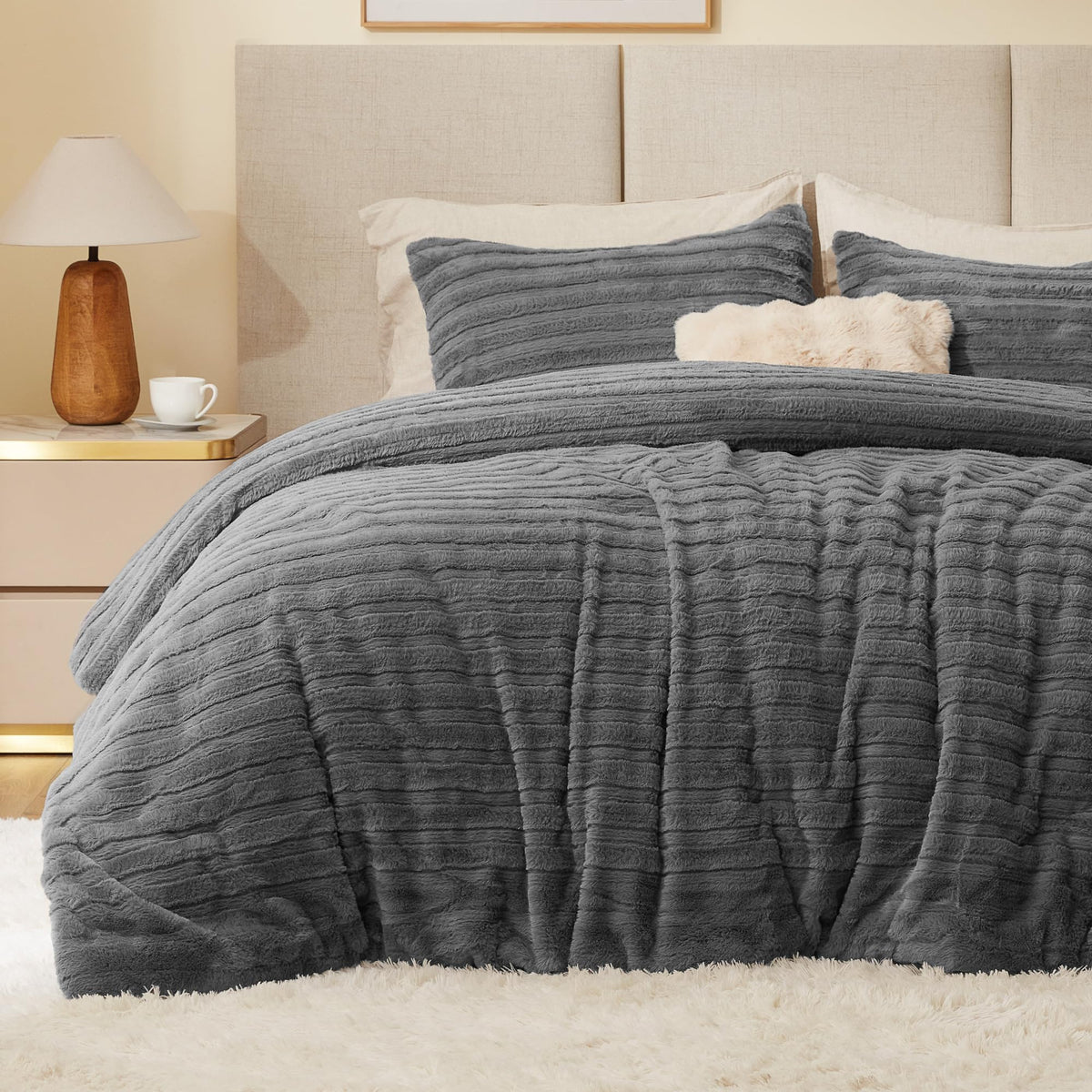 BEDELITE Fleece Queen Comforter Set, Fluffy Bed Set, Cream White