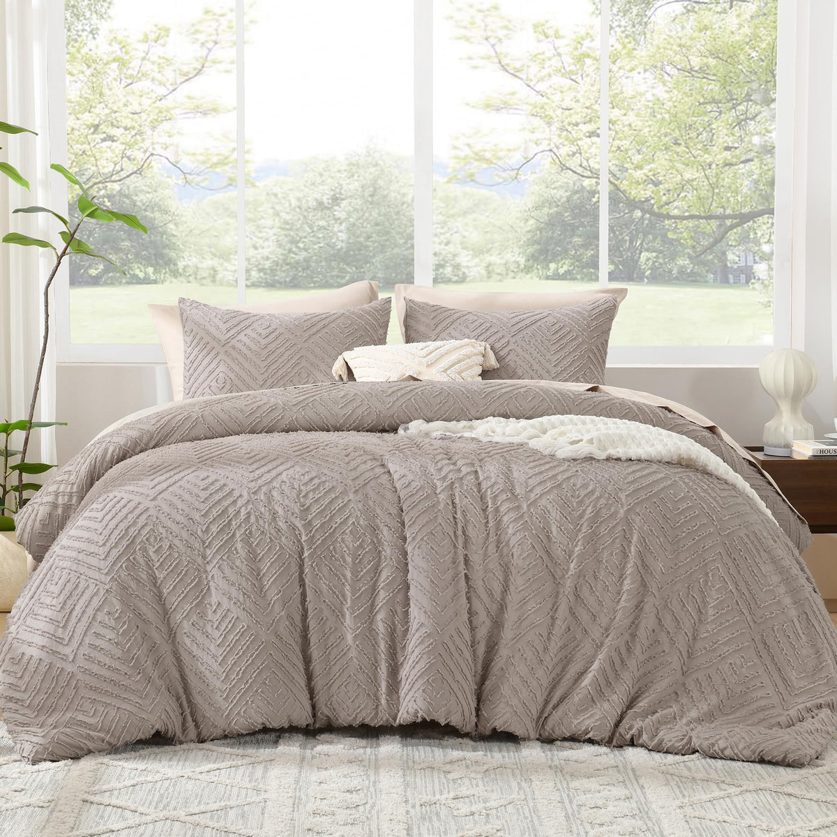 Litanika California King Comforter Set, 3 Pcs Beige Tufted Boho Bedding Set