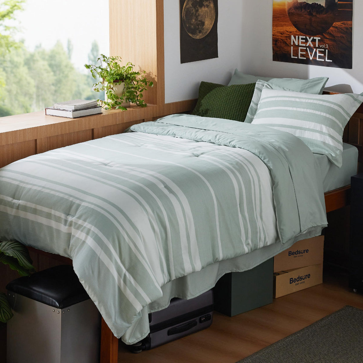 Bedsure Queen Comforter Set, Blue Striped Bedding Set, 7 Piece