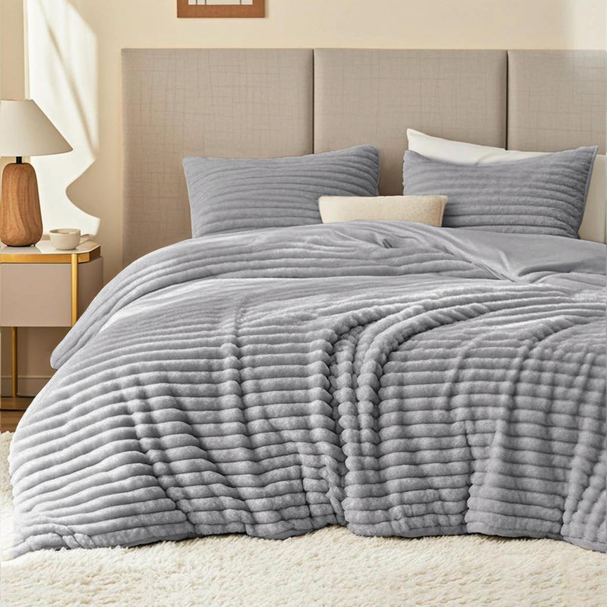 EXQ Home Fluffy Comforter Set Queen Size,3 Pieces Bed Set,Black