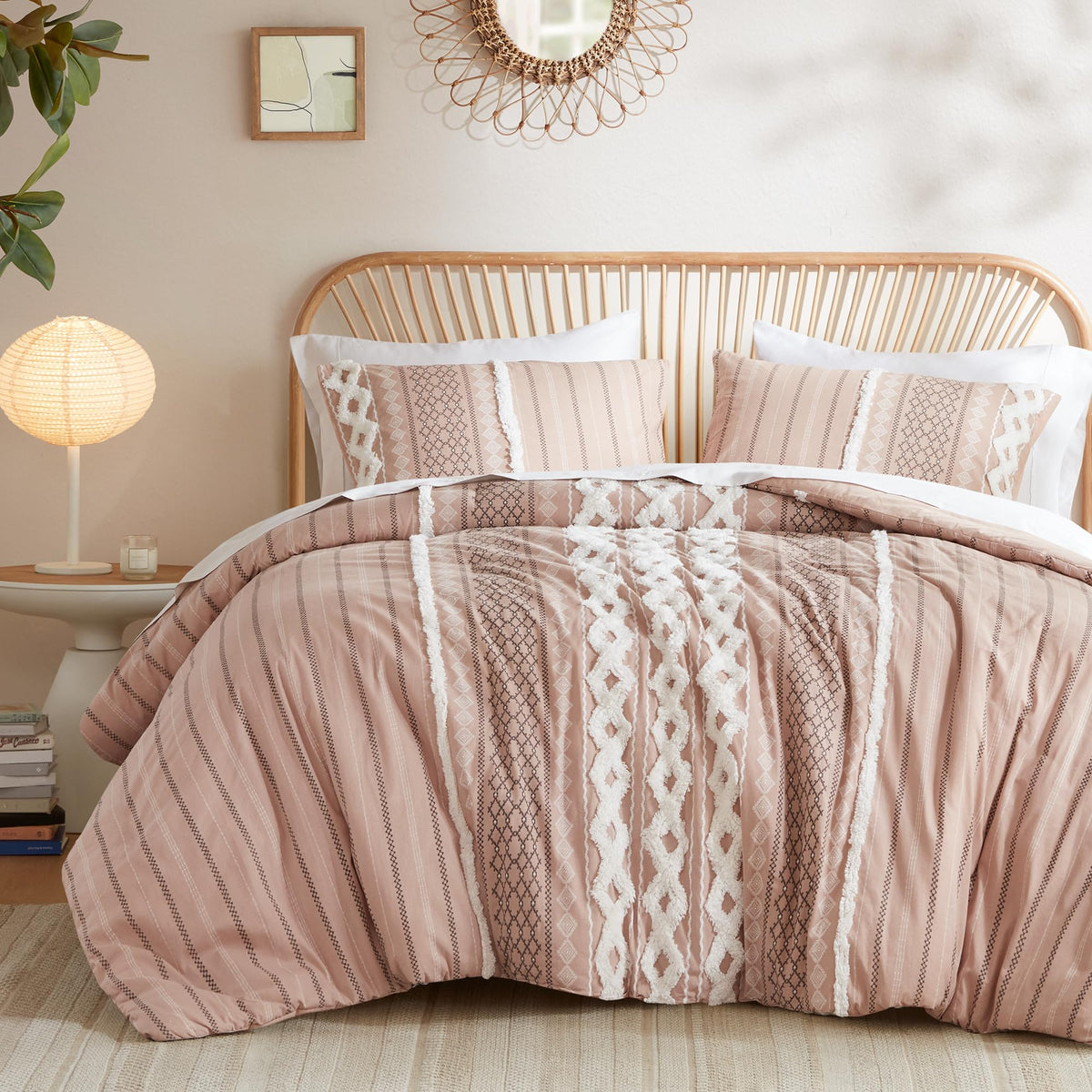 INK+IVY King Comforter Set, Boho Comforters, Breathable Cotton Bed Set, All Season Modern Chenille Tufted Comforter with Farmhouse Bedding Flare, Gifts for Women, Ivory 3 Piece