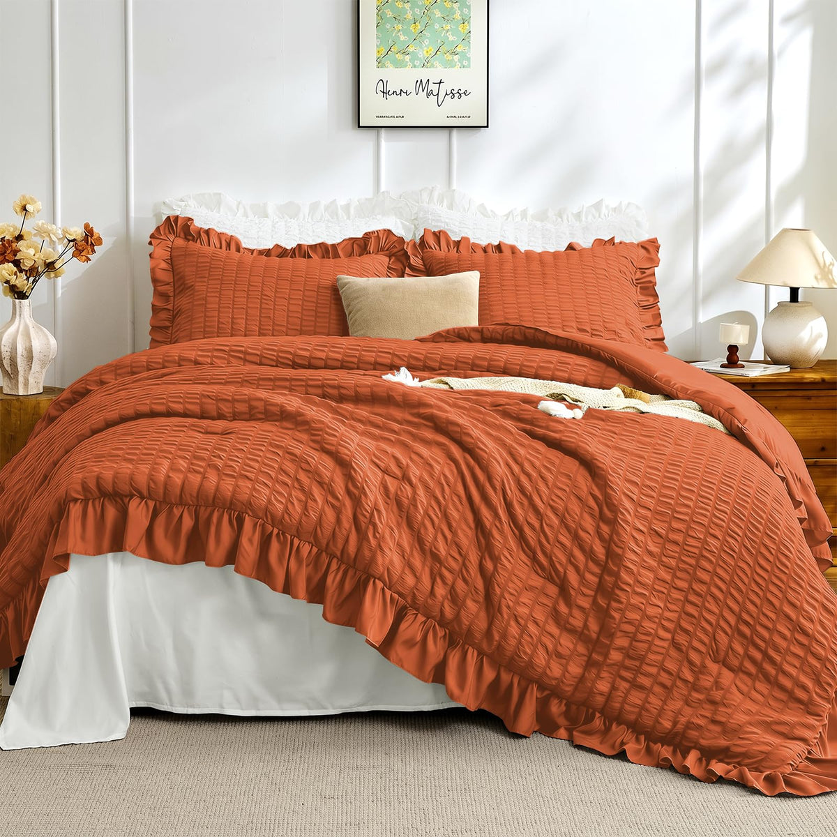 JOLLYVOGUE White Comforters Queen Size, 3 Pieces Ruffle Seersucker Queen Comforter Set for All Season, Lightweight Soft Shabby Chic Bedding Sets for Women（1 Comforter, 2 Pillowshams）