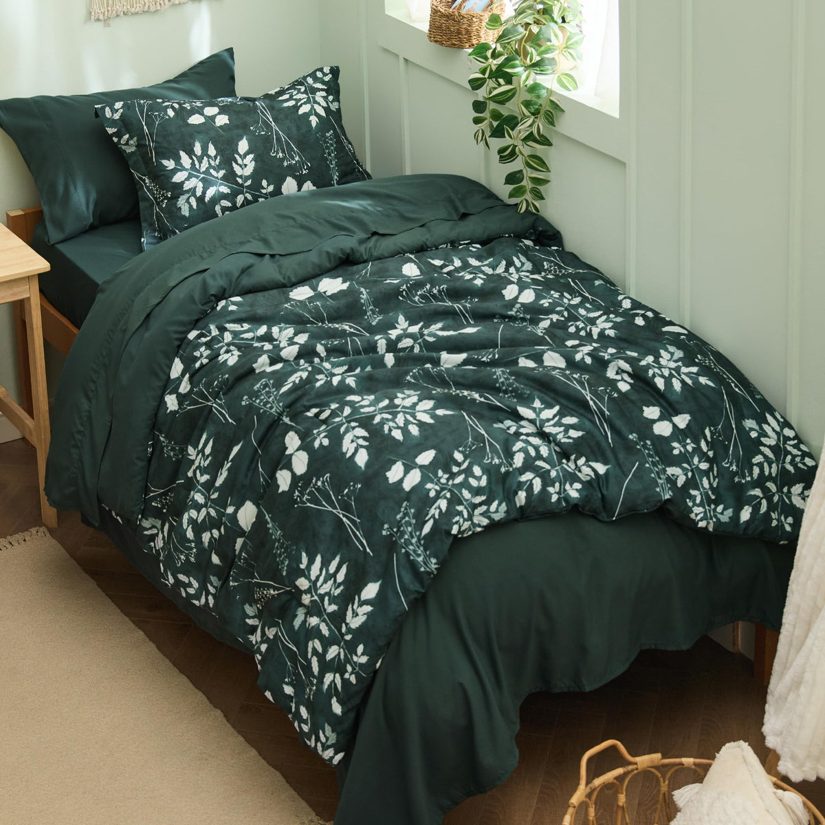 Bedsure Floral Sage Green Comforter Set, Full Bedding Sets, 7 Piece