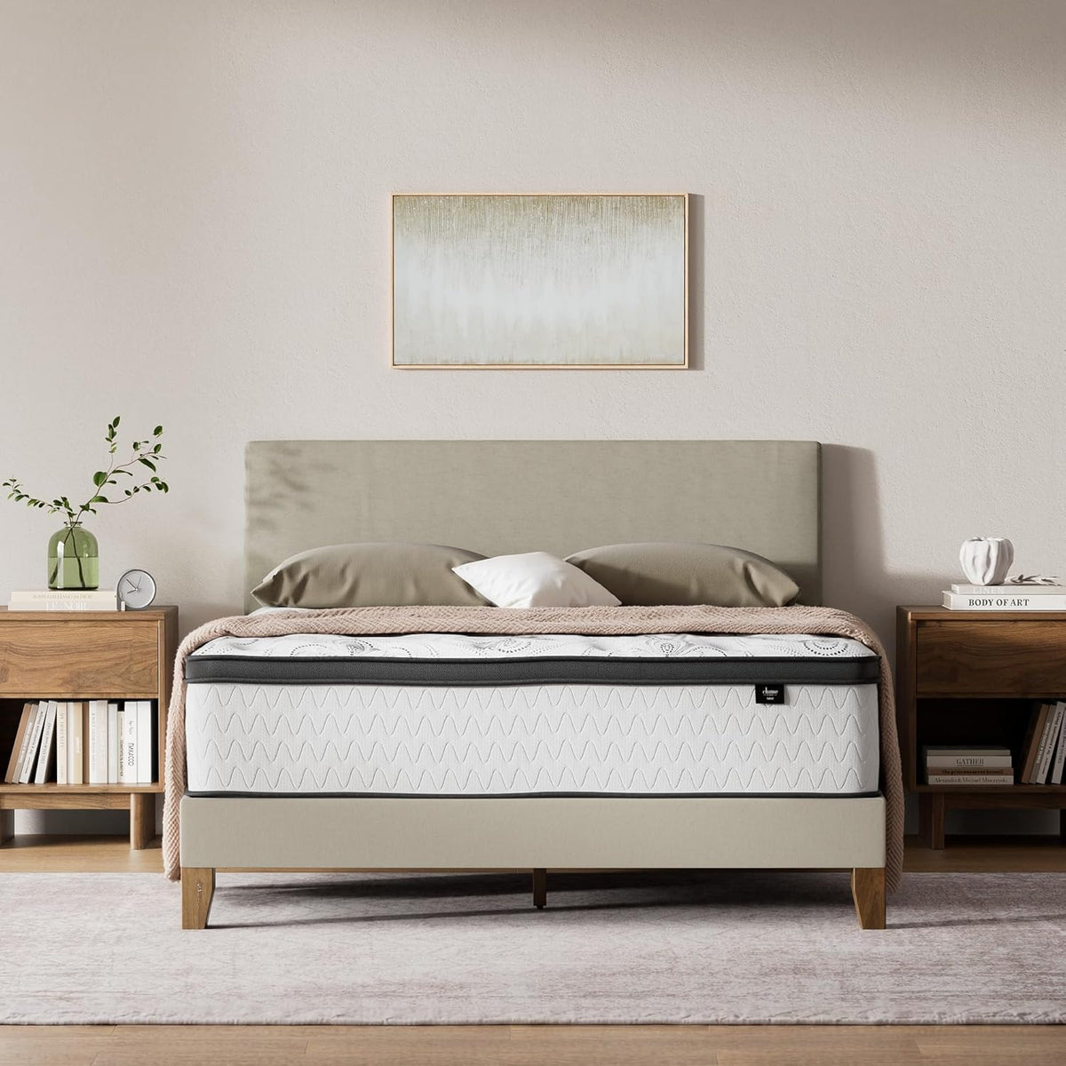 Signature Design by Ashley 12 Inch Hybrid King Mattress in a Box