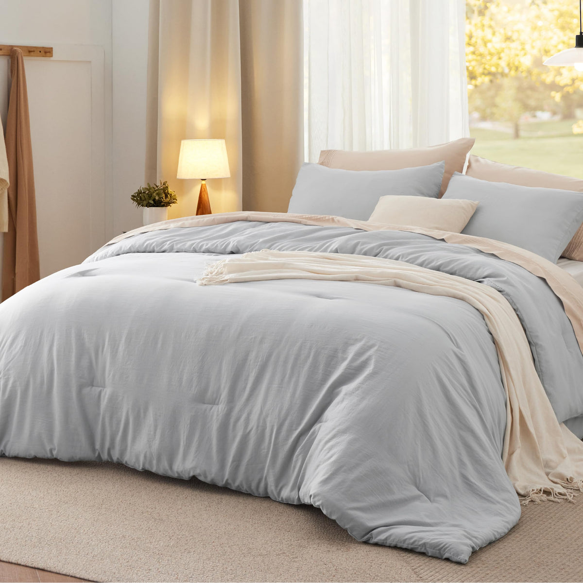 Bedsure King Comforter Set Prewashed Soft Bedding Set 3Pcs Beige 104"x90"