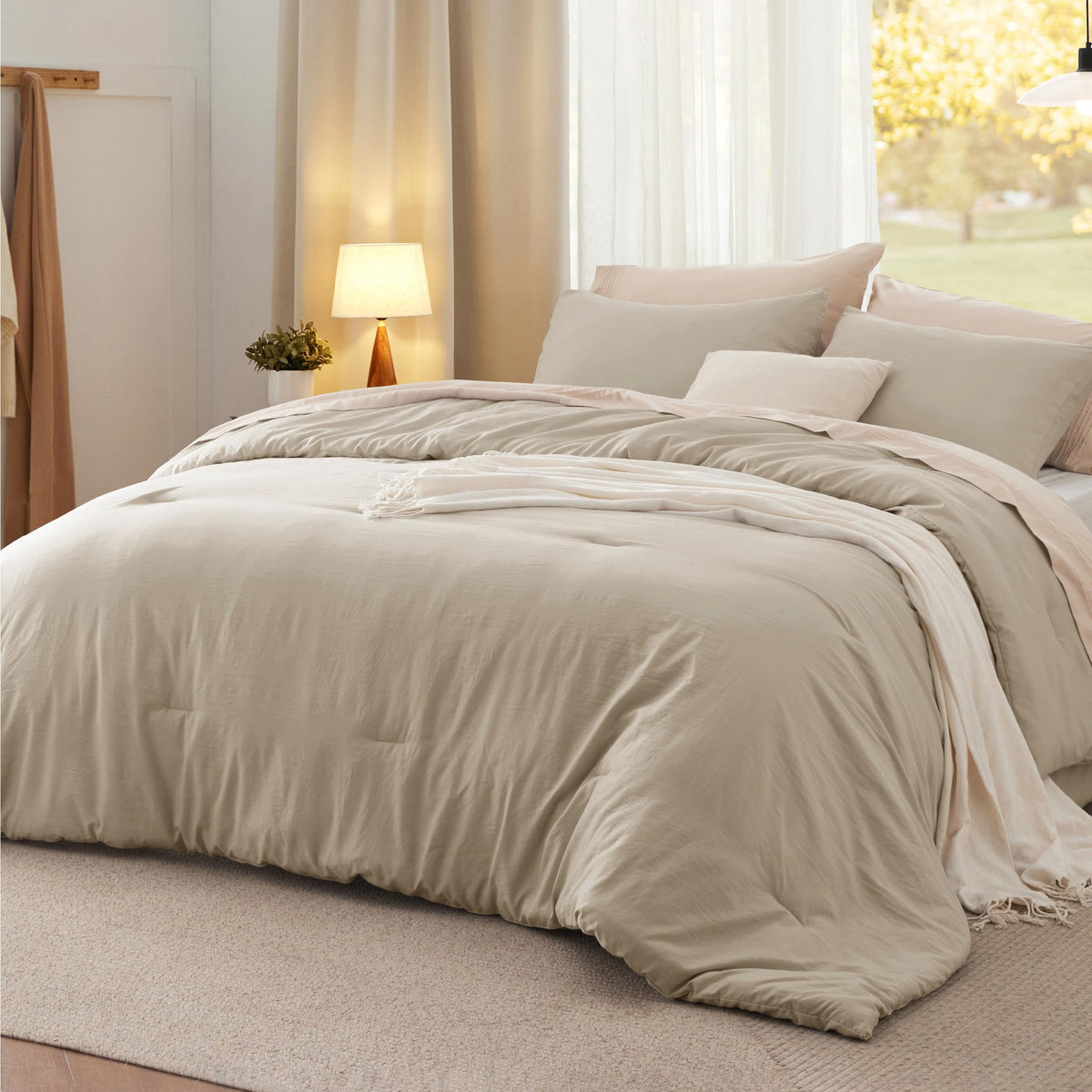 Bedsure King Comforter Set Prewashed Soft Bedding Set 3Pcs White 104"x90"