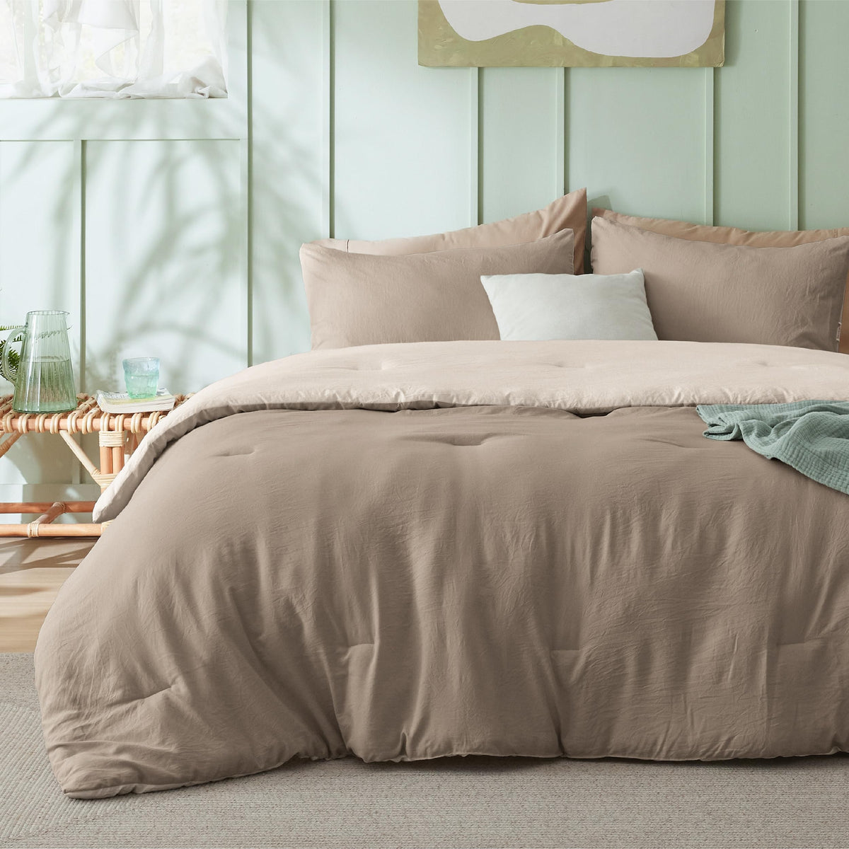 Bedsure Oversized King Comforter Prewashed Bedding Set 3Pcs Beige 120"x98"