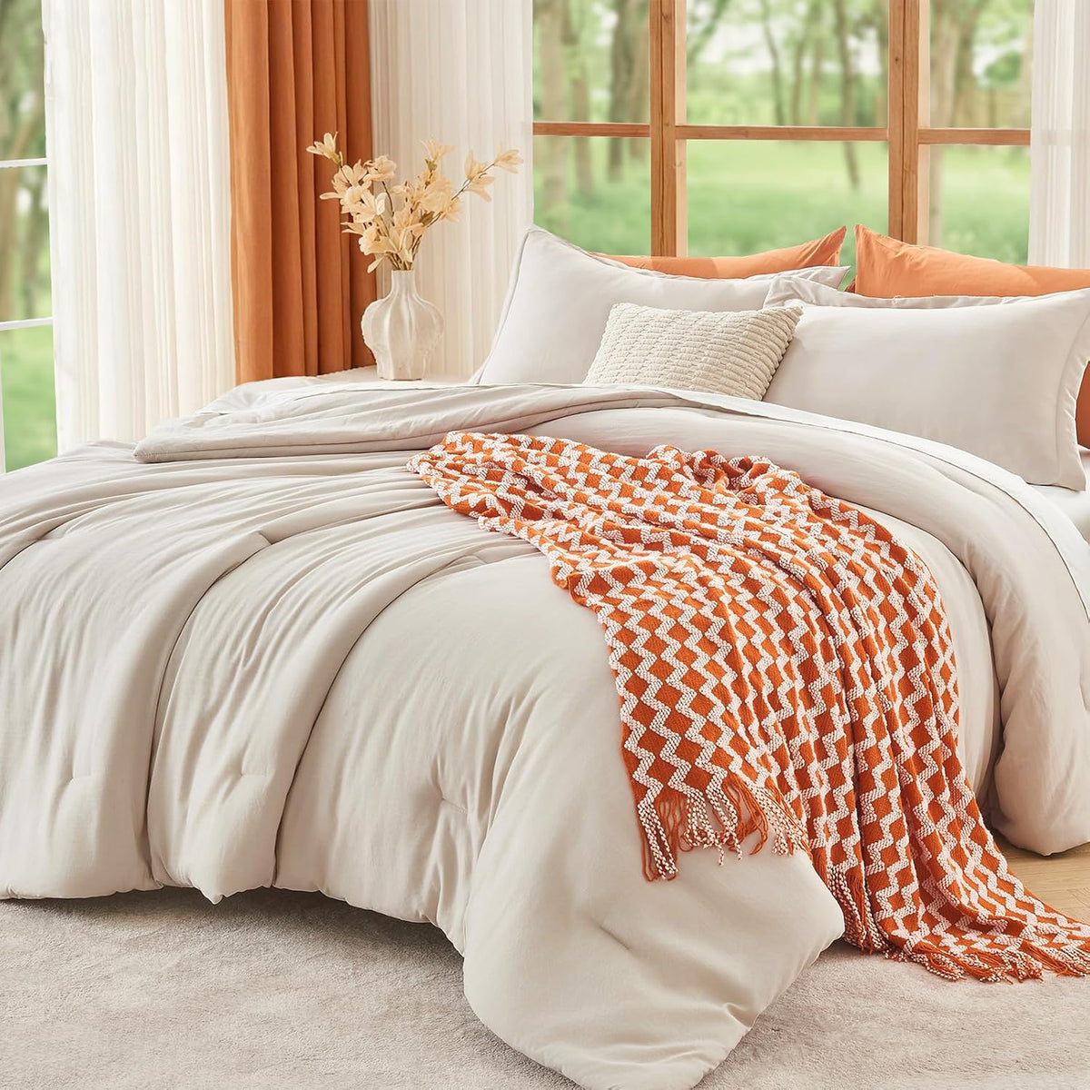 MUXHOMO Queen Size Comforter Set Beige, 3 Piece Solid Bedding for All Seasons, Warm Down Alternative Bed Set Includes 1 Lightweight Comforter (90"x90") and 2 Pillowshams (20"x26")