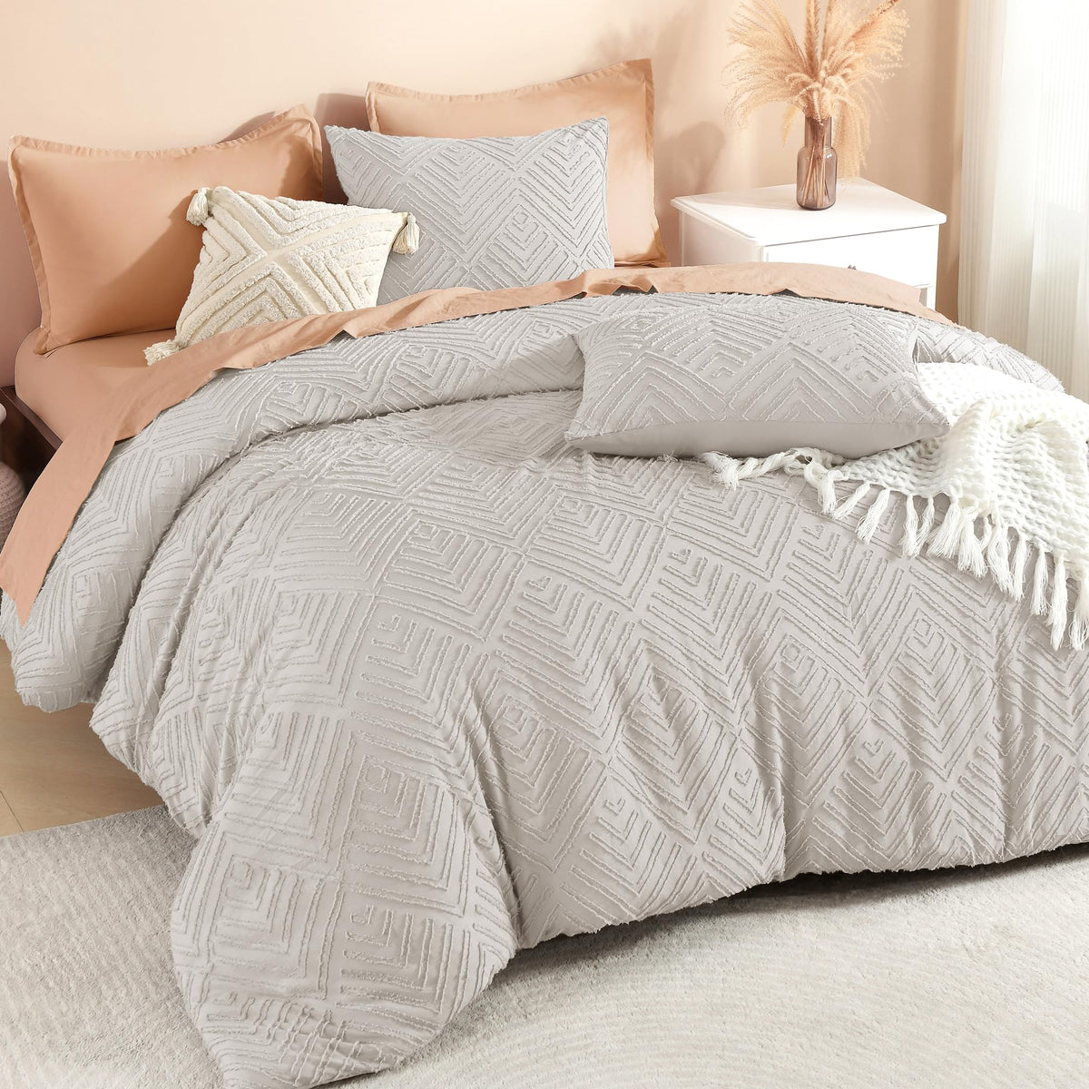 Litanika California King Comforter Set, 3 Pcs Beige Tufted Boho Bedding Set