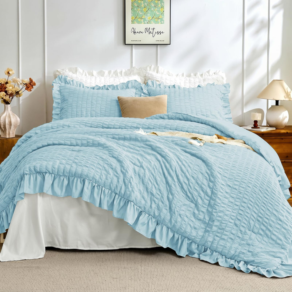 JOLLYVOGUE White Comforters Queen Size, 3 Pieces Ruffle Seersucker Queen Comforter Set for All Season, Lightweight Soft Shabby Chic Bedding Sets for Women（1 Comforter, 2 Pillowshams）