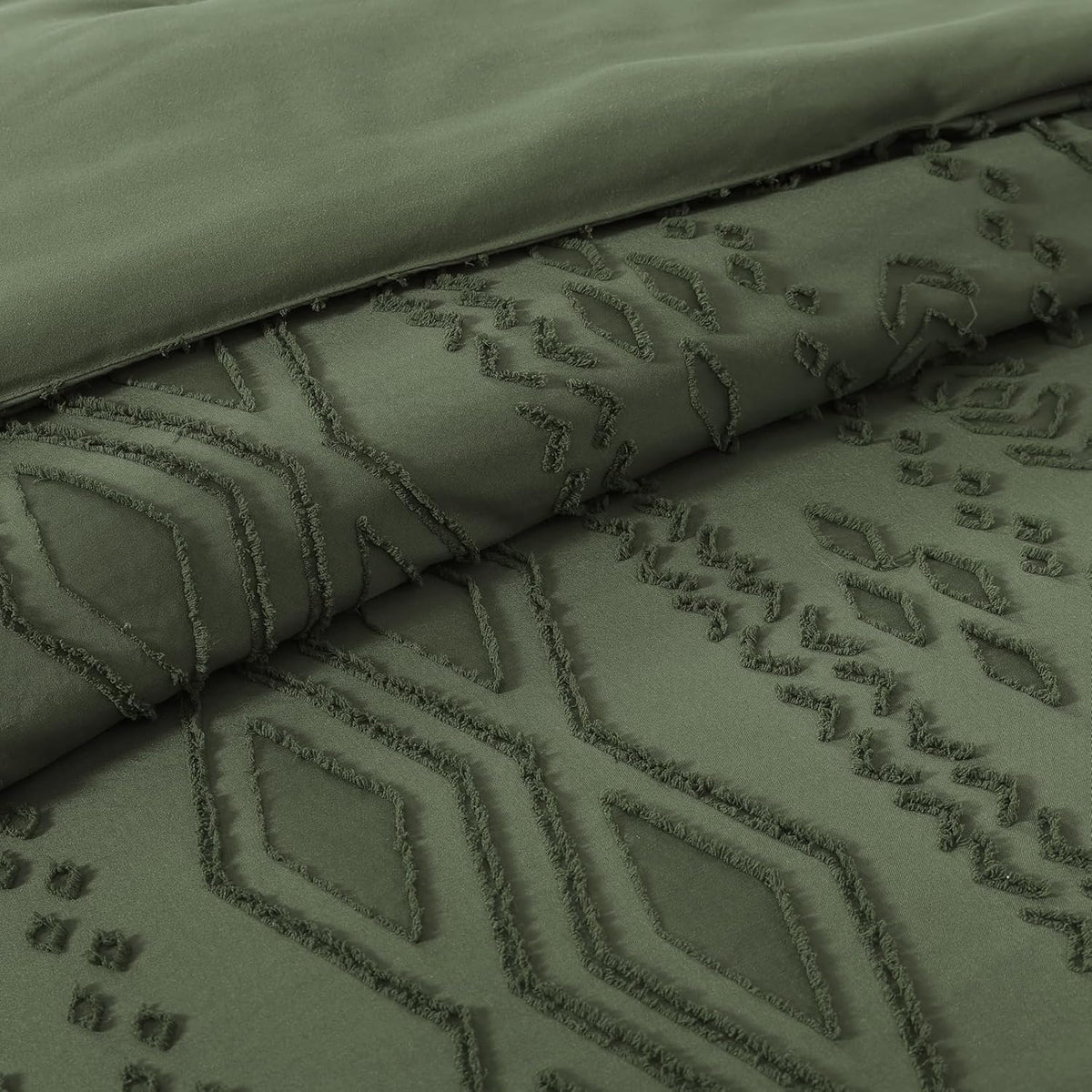 Queen Size Comforter Set- 7 Pieces Tufted Bed in a Bag Queen Bedding Sets