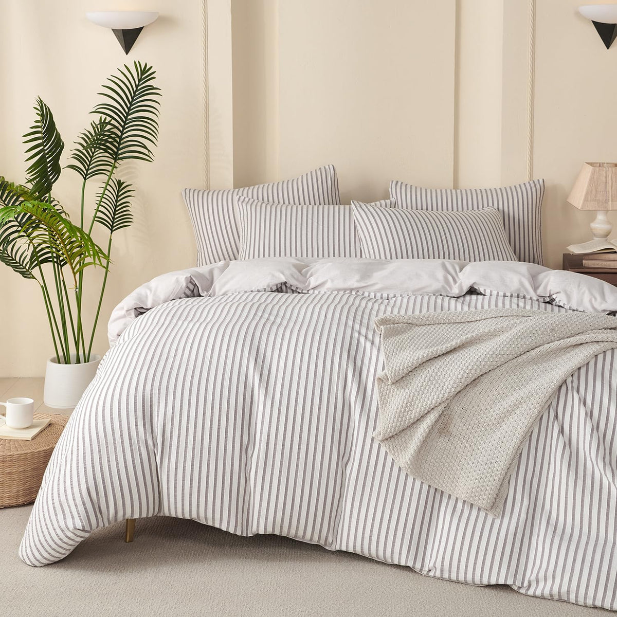 Black Grid Comforter Set Queen Soft Luxury Washed Microfiber 3 Pieces Bedding Set, White Grey Grid Pattern Comforter with 2 Pillowcases Breathable Durable Comfy
