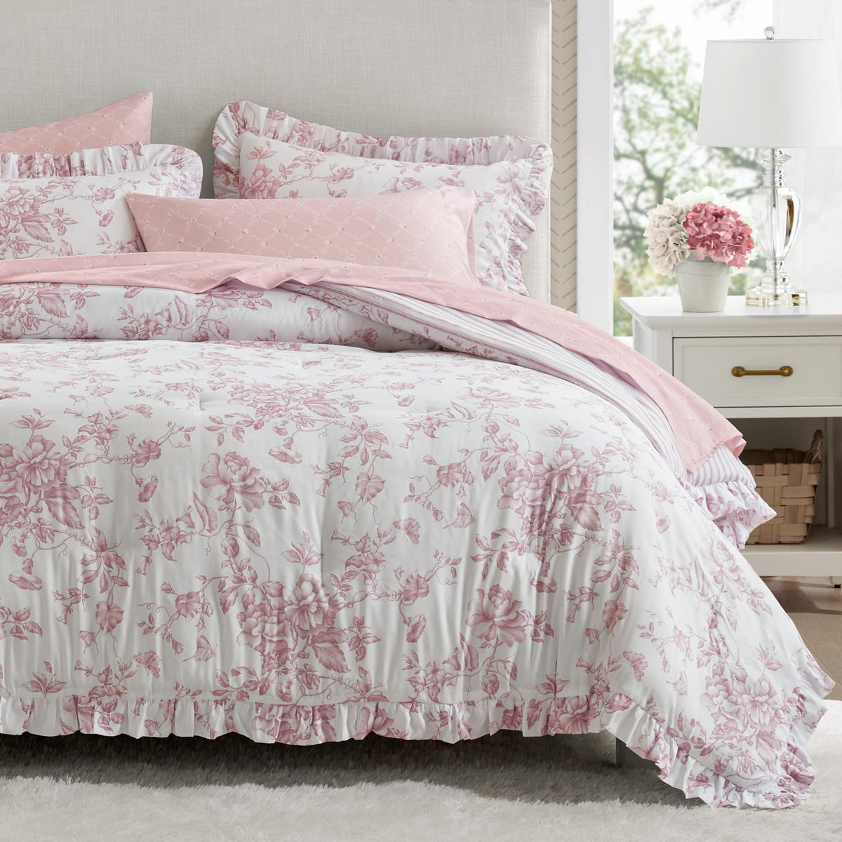 Madison Park Essentials Pink Floral Comforter Set with Sheets Full,7pc