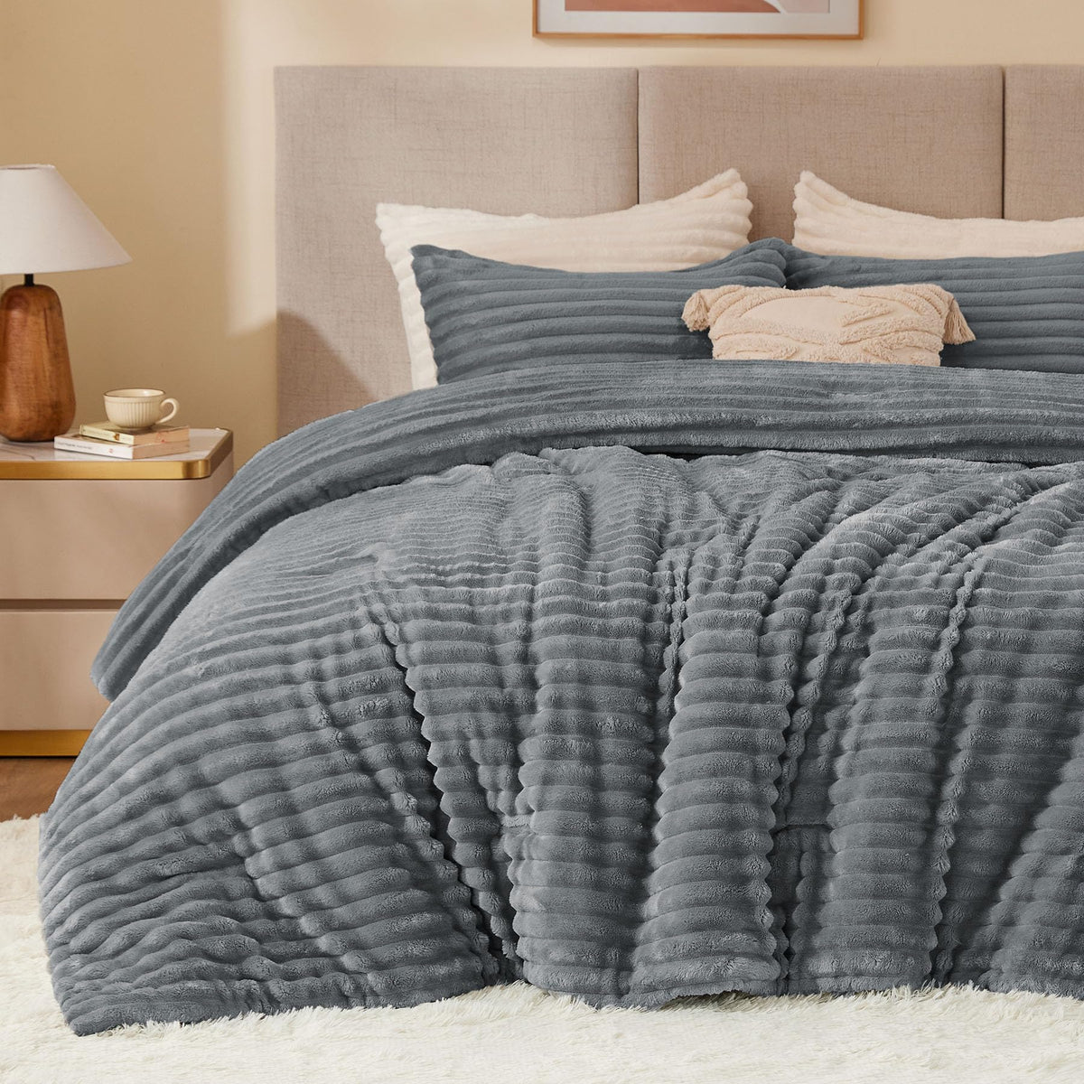 BEDELITE Fleece Queen Comforter Set, Fluffy Bed Set, Cream White