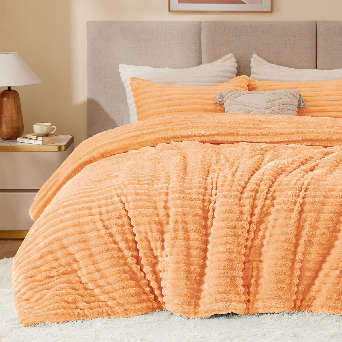 BEDELITE Fleece Queen Comforter Set, Fluffy Bed Set, Cream White
