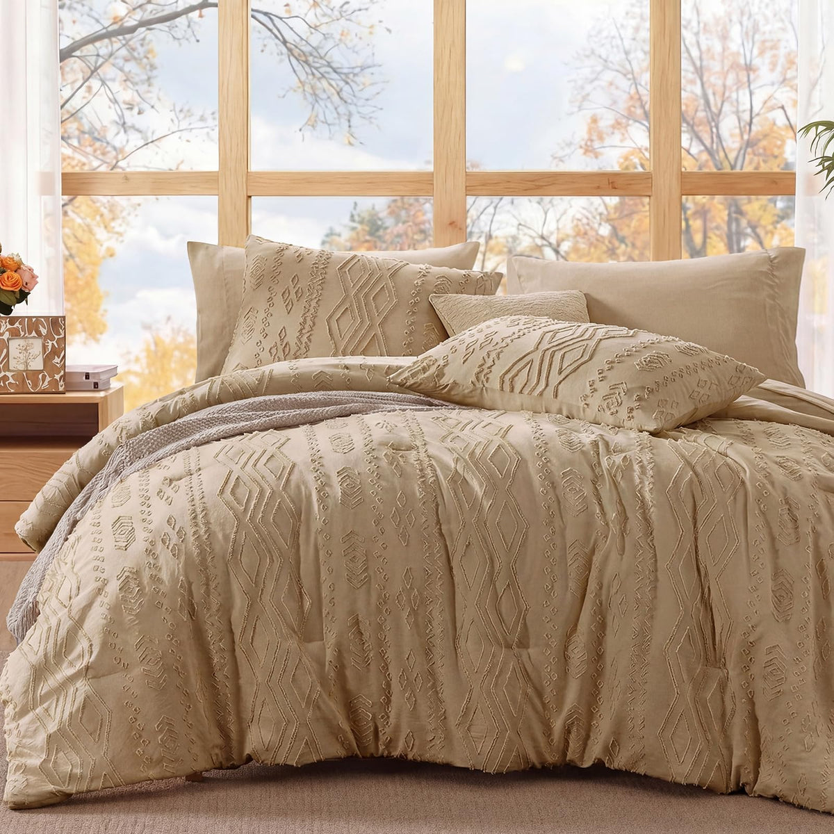 Queen Size Comforter Set- 7 Pieces Tufted Bed in a Bag Queen Bedding Sets