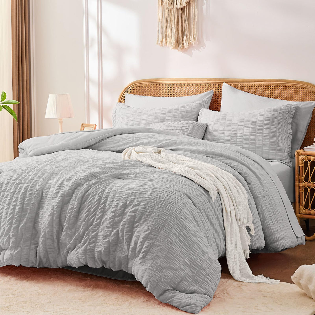 FUANNA Queen Comforter Set 7 Pieces, Pink Bed Set, Seersucker Bed in a Bag