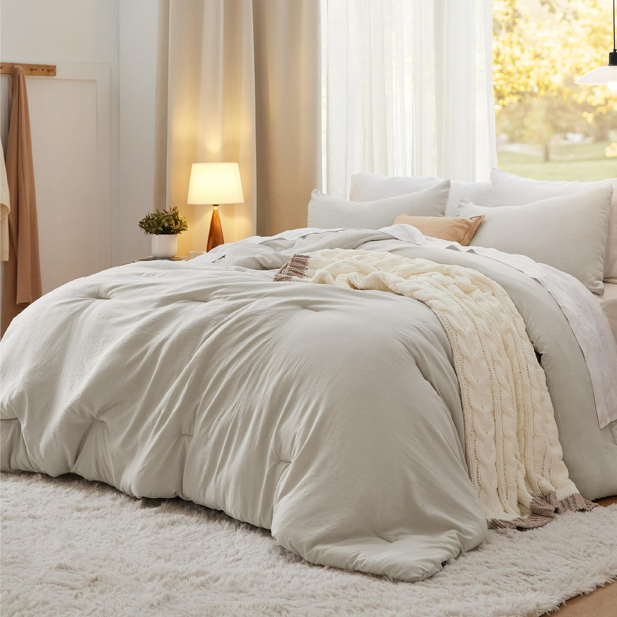 Bedsure King Comforter Set Prewashed Soft Bedding Set 3Pcs White 104"x90"