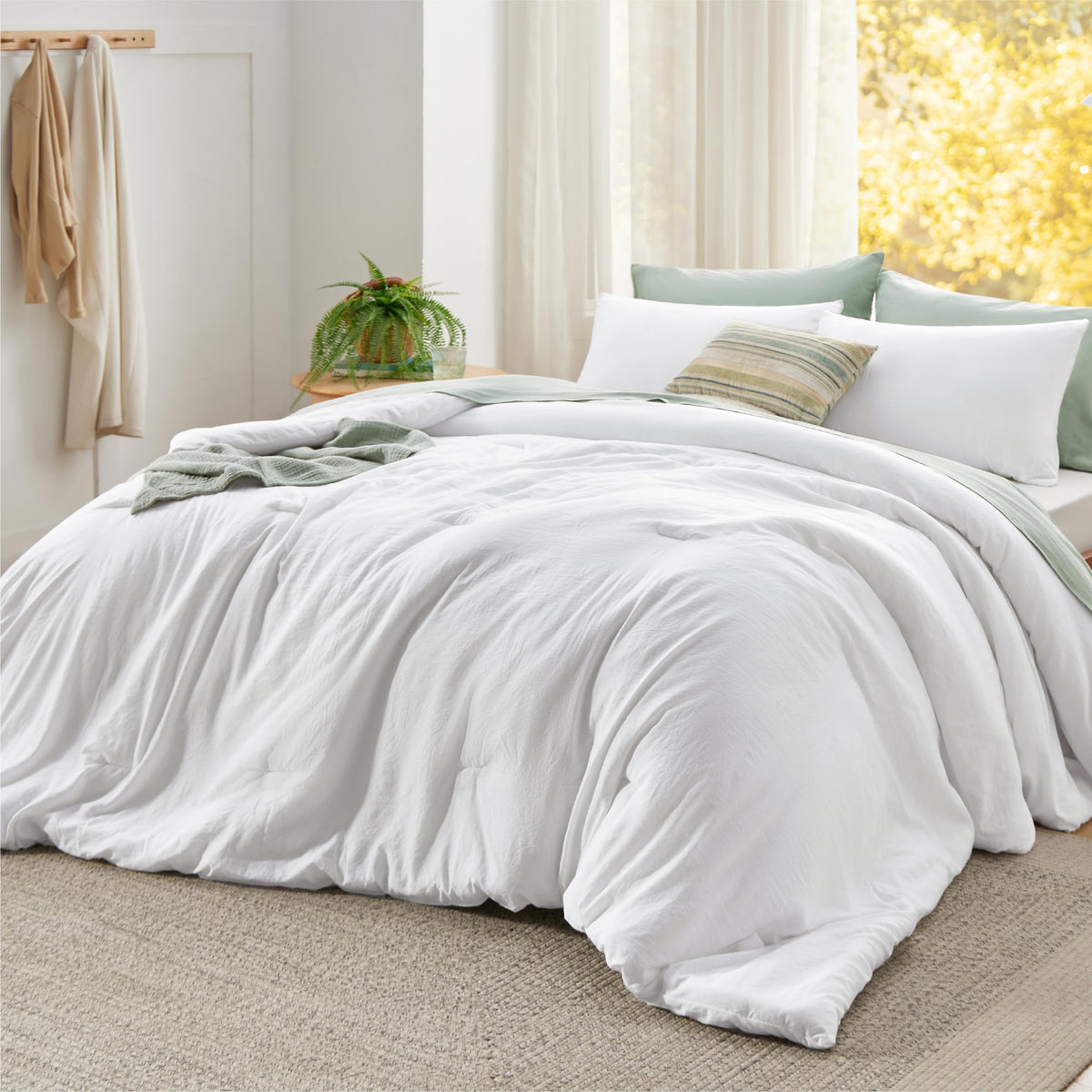 Bedsure Queen Comforter Set Prewashed Soft Bedding Set 3Pcs Beige 90"x90"