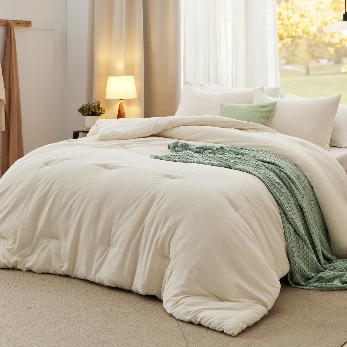Bedsure King Comforter Set Prewashed Soft Bedding Set 3Pcs Beige 104"x90"