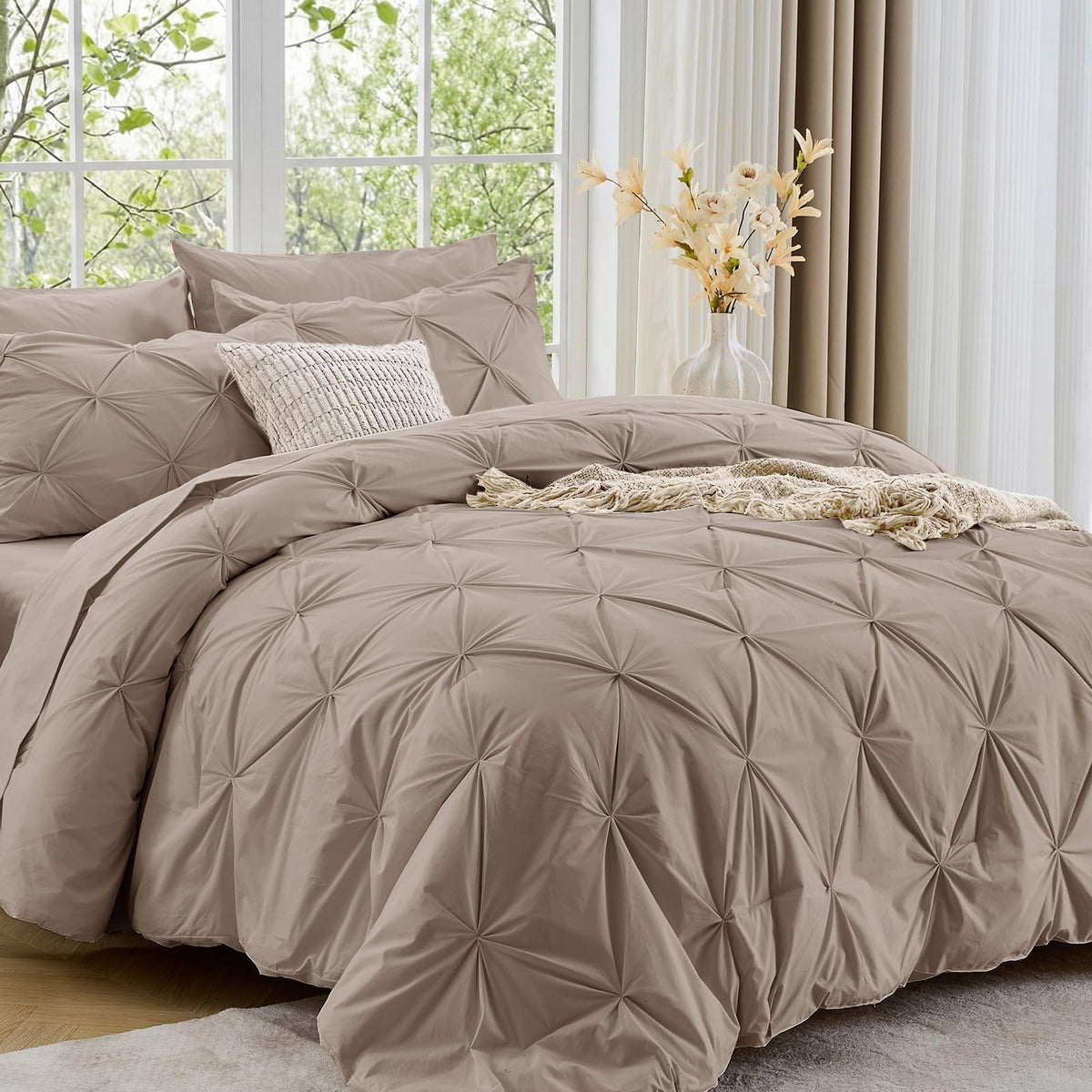 Sasttie Queen Comforter Set, 7-Piece Bed in a Bag, Pintuck Bedding Sets for All Season, Includes Comforter, Flat Sheet, Fitted Sheet, Pillowcases and Pillowshams, Beige