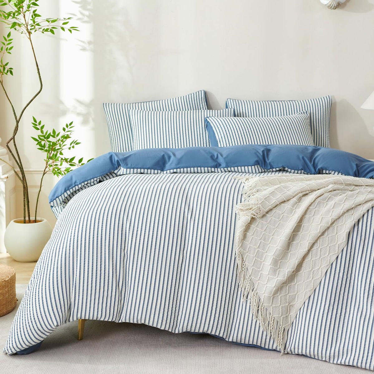 Black Grid Comforter Set Queen Soft Luxury Washed Microfiber 3 Pieces Bedding Set, White Grey Grid Pattern Comforter with 2 Pillowcases Breathable Durable Comfy