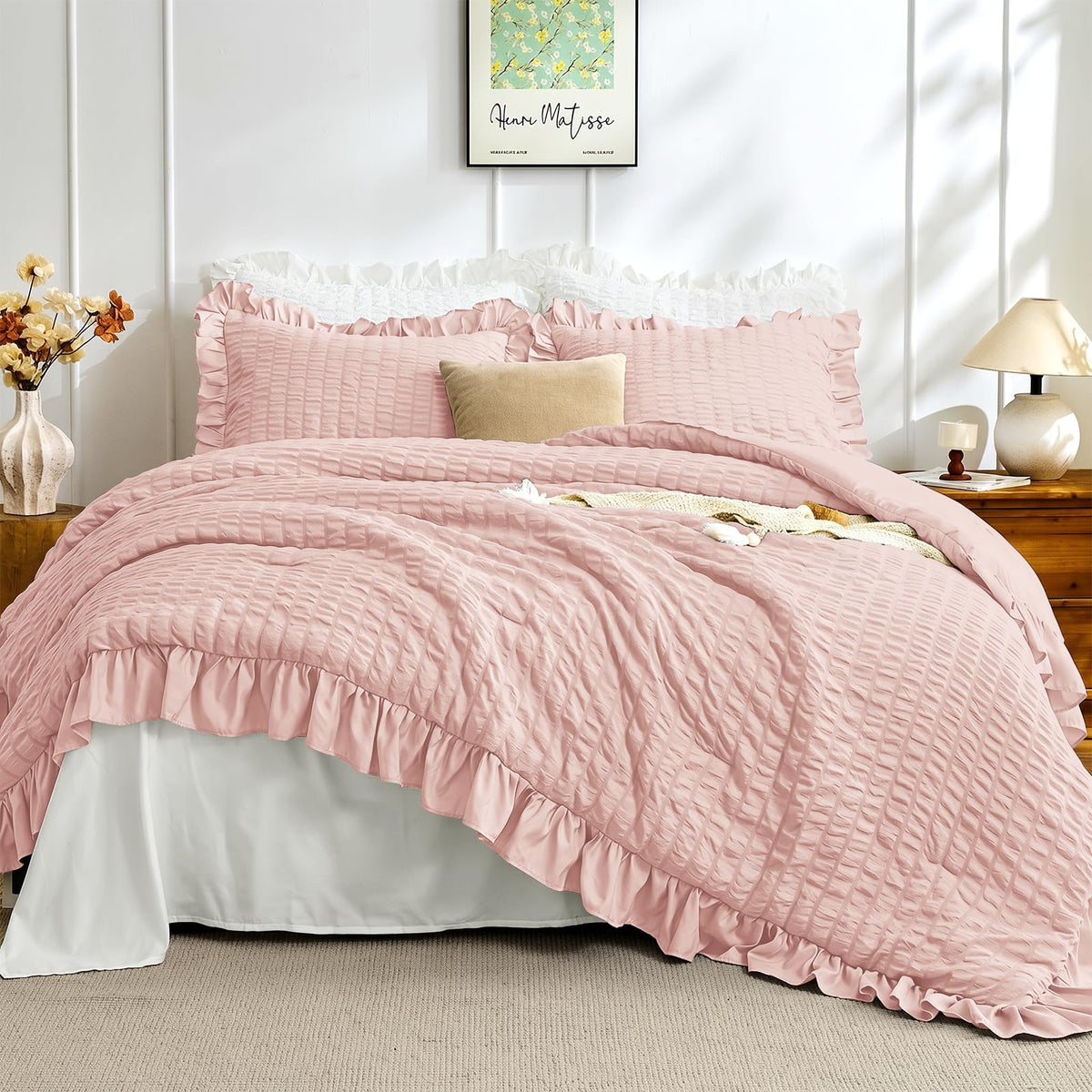 JOLLYVOGUE White Comforters Queen Size, 3 Pieces Ruffle Seersucker Queen Comforter Set for All Season, Lightweight Soft Shabby Chic Bedding Sets for Women（1 Comforter, 2 Pillowshams）