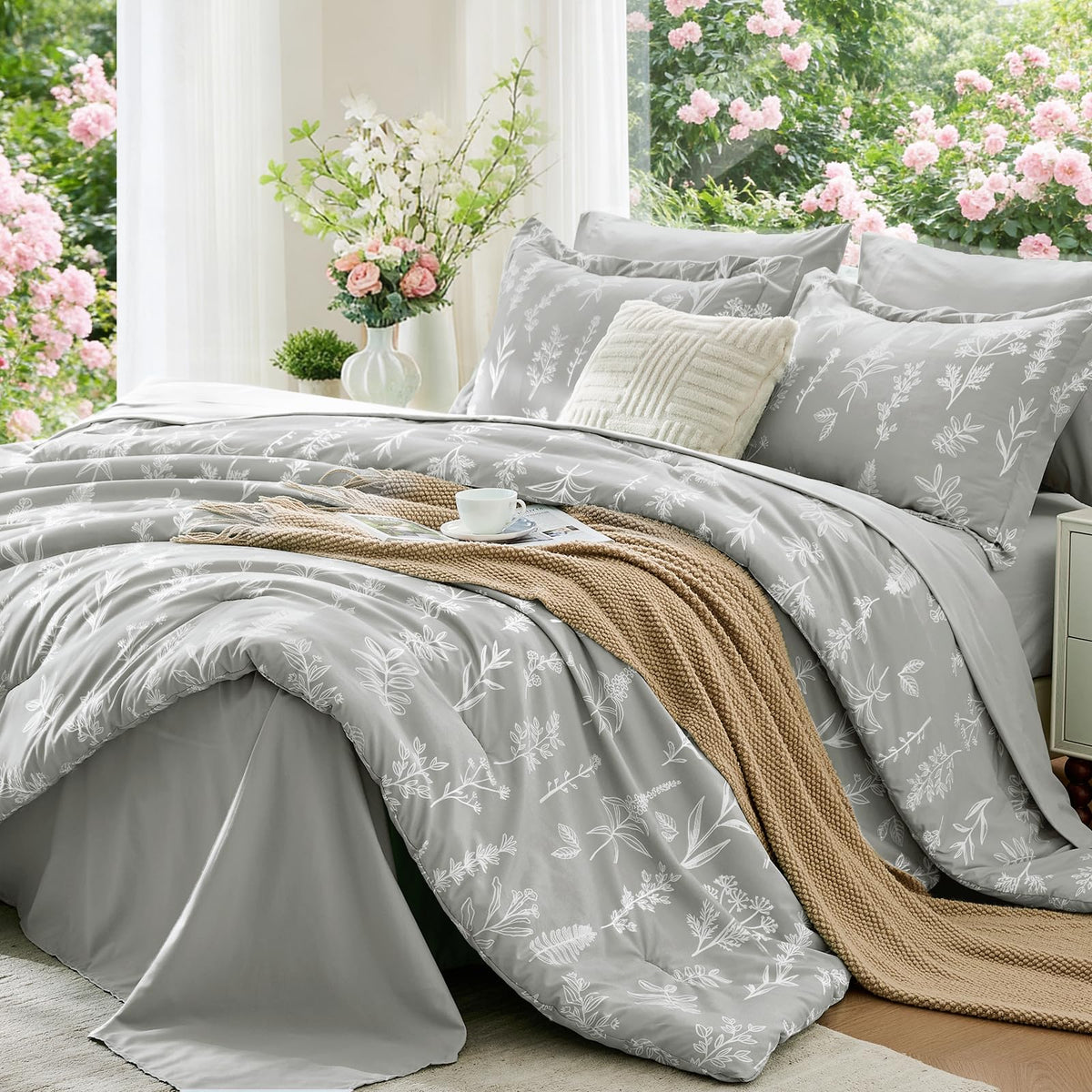MUXHOMO Queen Comforter Set 7 Pieces, Sage Green Bed in a Bag Queen Reversible Botanical Flowers Design, Ultra Soft & Breathable Bedding Sets with Comforter, Sheets, Pillowcases & Shams