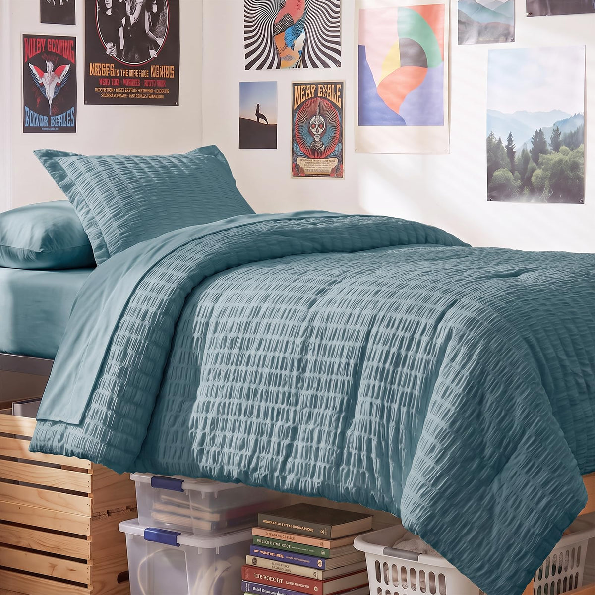 CozyLux Queen Comforter Set, 7 Pieces White Seersucker Bed in a Bag