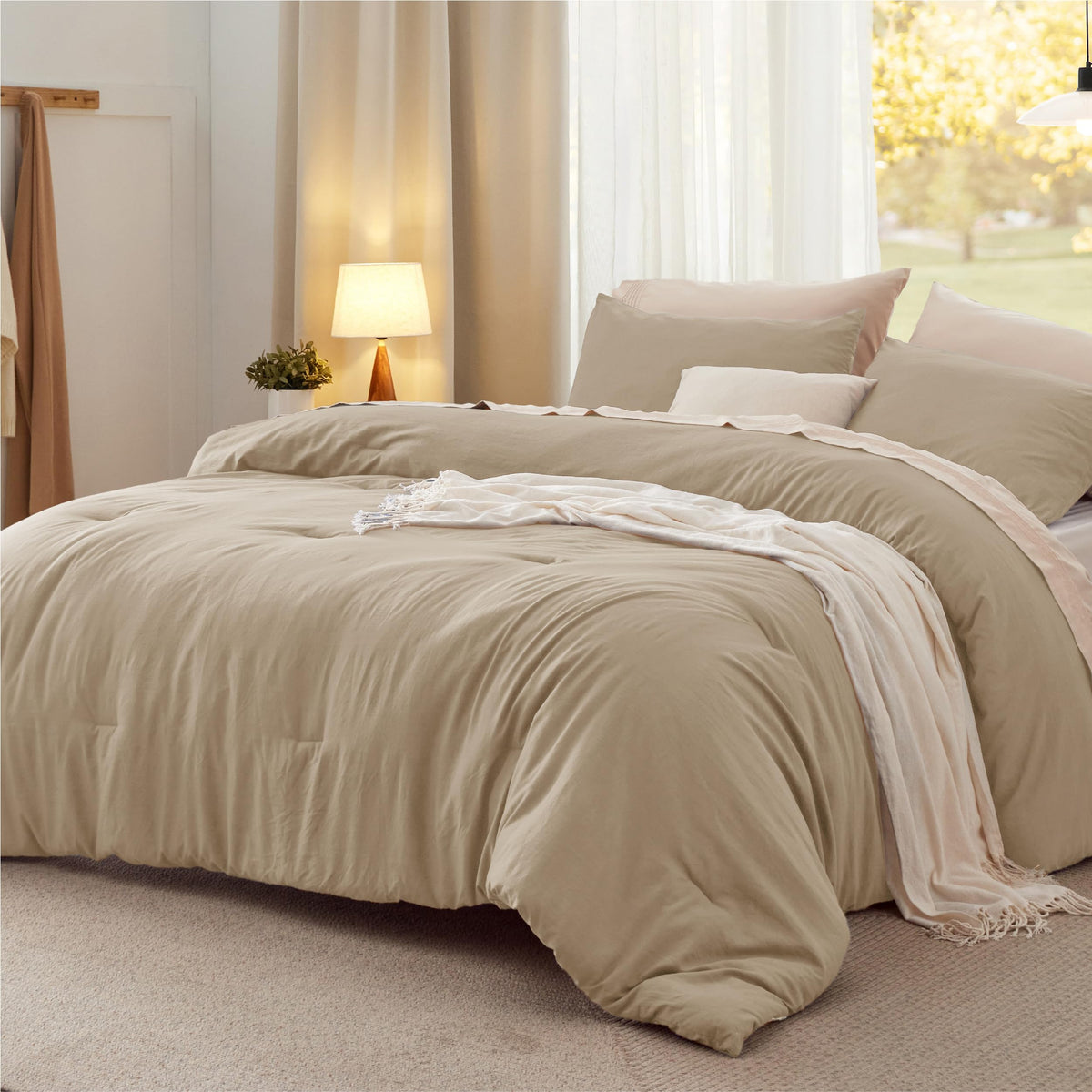 Bedsure Oversized King Comforter Prewashed Bedding Set 3Pcs Beige 120"x98"