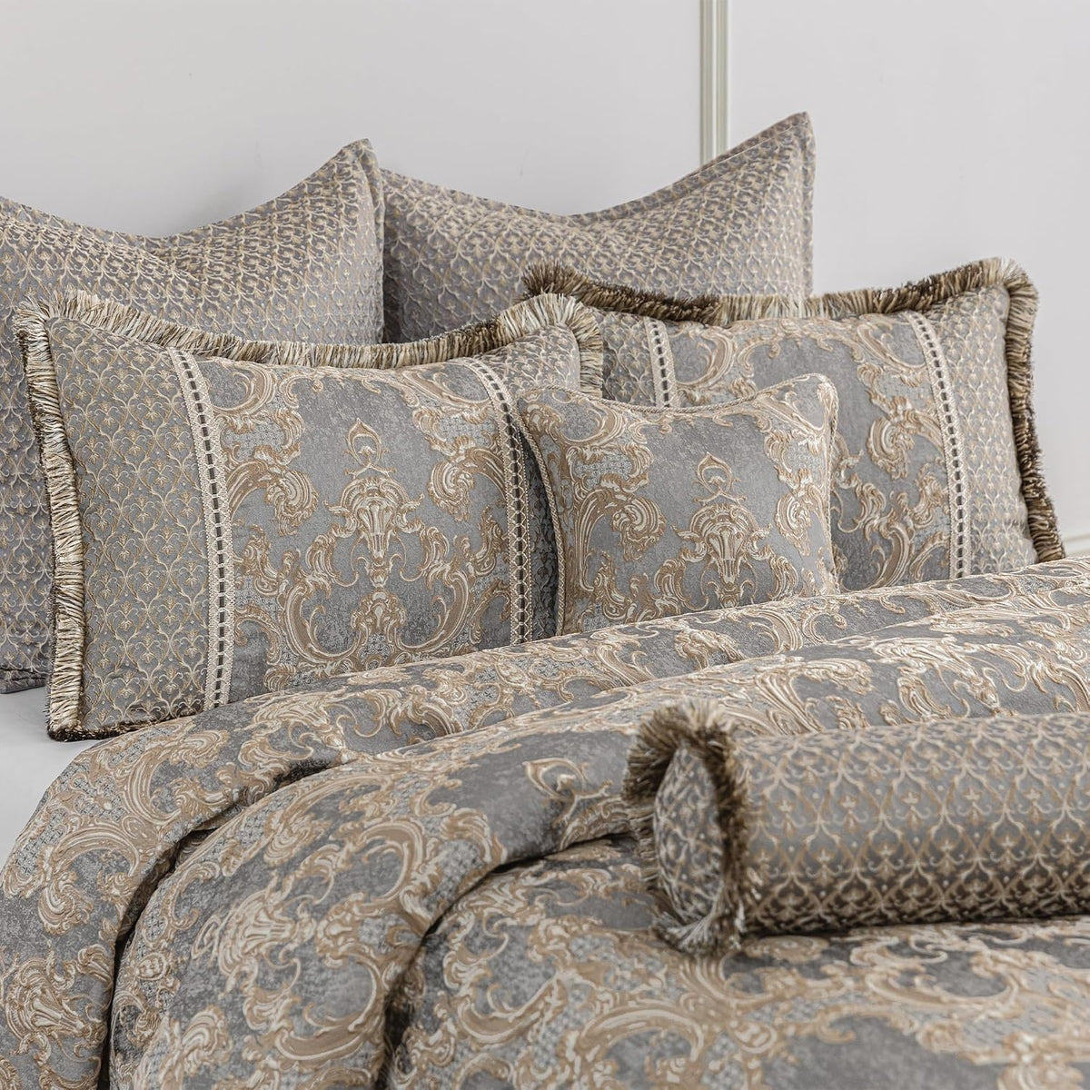 Loom and Mill 9-Piece Luxury Jacquard Comforter Set, Gray+Beige Brown, King