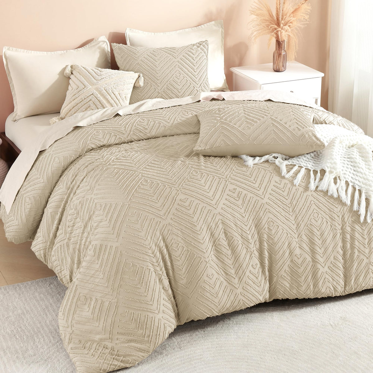 Litanika California King Comforter Set, 3 Pcs Beige Tufted Boho Bedding Set